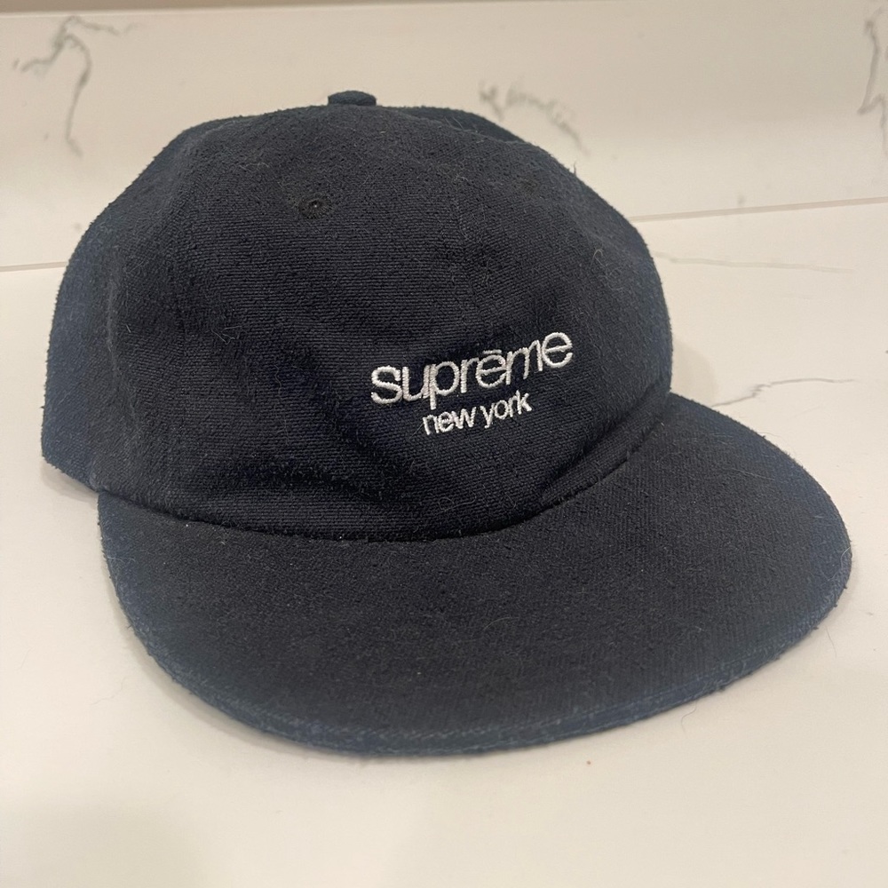 Supreme 6 panel
